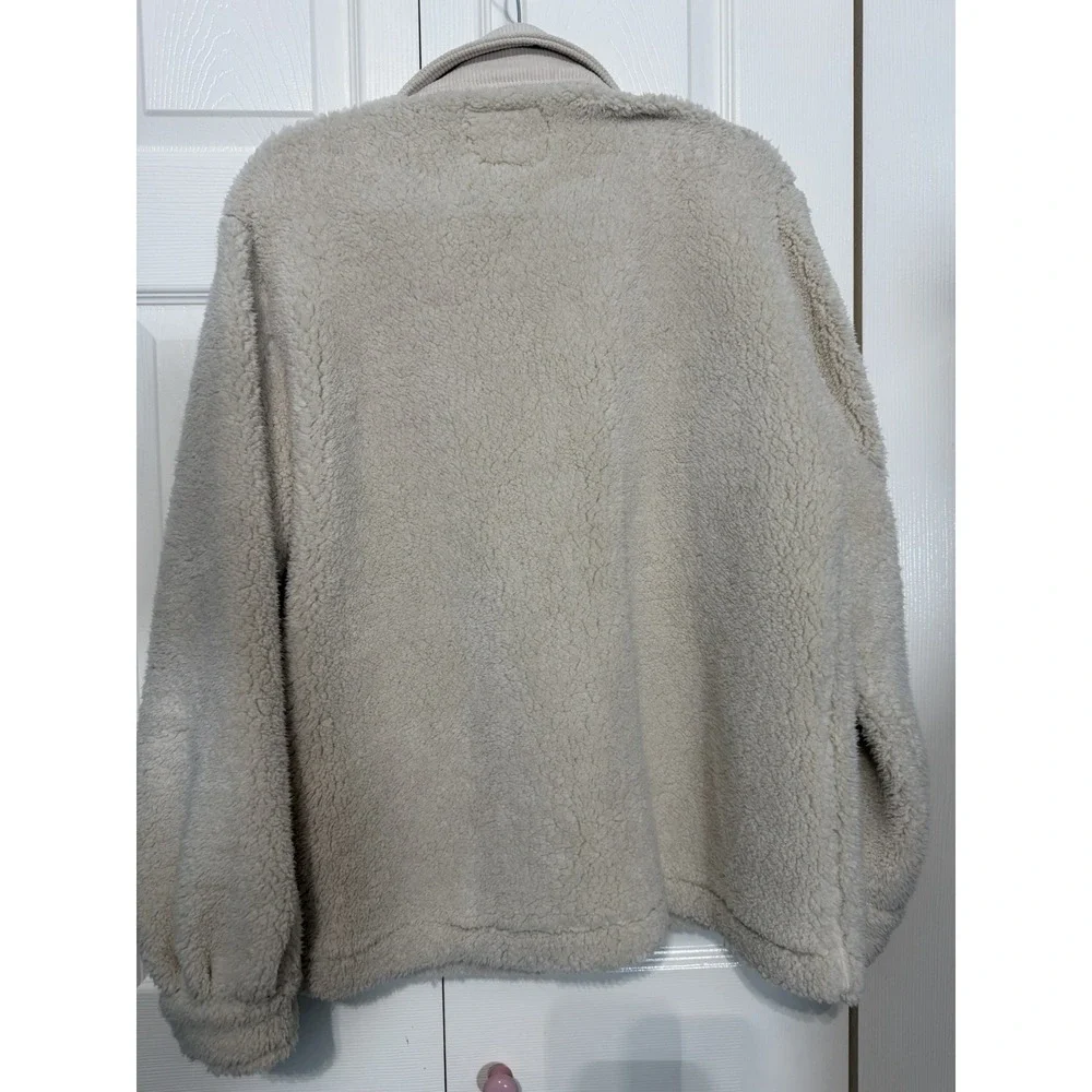 Thread and Supply Women's Ivory Sherpa Shacket Size Medium‎